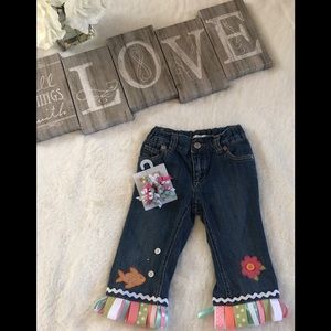 Custom jeans w/matching hair accessory